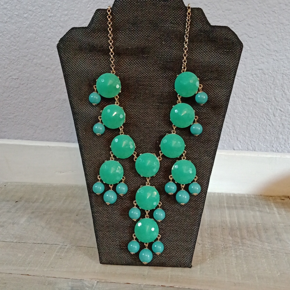 Ily Couture Turquoise Beaded Chandelier Statement Necklace 💚